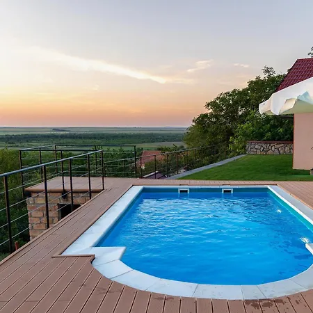 Sunset Villa